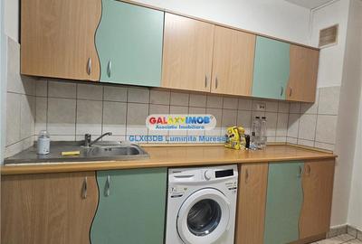 Apartament cu 4 camere decomandat, mobilat în Micro 3 - 18