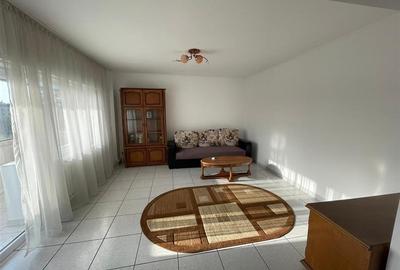 Apartament cu 3 camere decomandat, mobilat în Drumul Sării