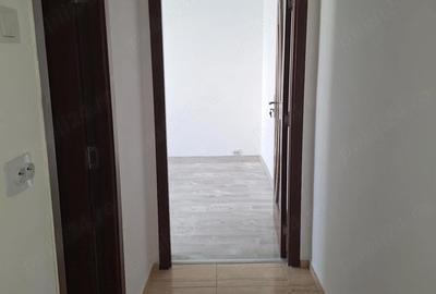 Apartament cu 3 camere semidecomandat în Goruni - 2