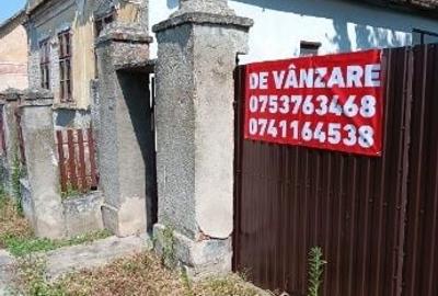 Casă cu 3 camere în Șicula - 2