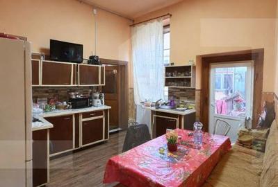 Apartament cu 3 camere în Central - 4
