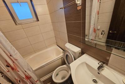 Garsonieră decomandată în Central - 8