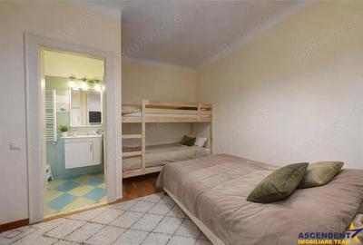 Apartament cu 3 camere semidecomandat în Central - 10