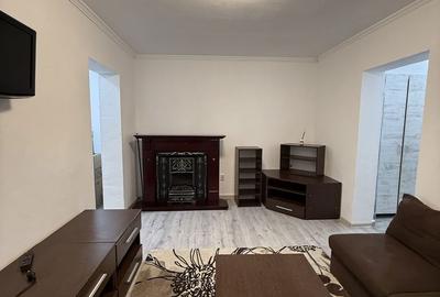 Apartament cu 3 camere semidecomandat în Calea București - 2