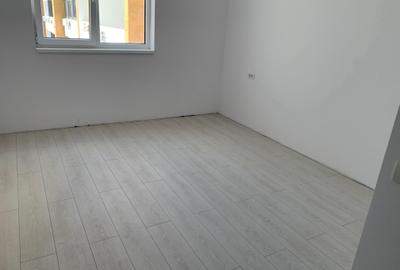 Apartament cu 3 camere decomandat în Berceni - 7