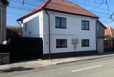 Casa de închiriat 7 camere de inchiriat in Sibiu - 1