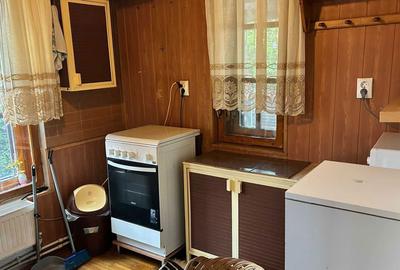 Casă cu 4 camere în Central - 1
