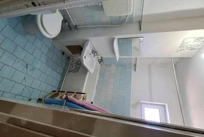 Apartament cu 2 camere decomandat în Micro 18 - 2