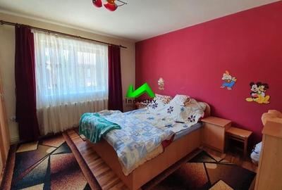 Casă individuală cu 4 camere cu Teren 554 Mp în Șelimbăr - 1