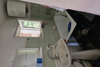 Casa batraneasca din lemn - 5