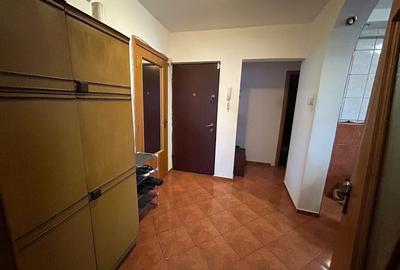 Apartament cu 3 camere semidecomandat, mobilat în Titan - 8