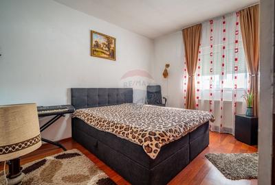 Casa P+E cu spatiu comercial, situata central in Filipestii de Padure - 8