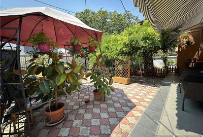 Casă cu 5 camere cu Teren 250 Mp în Colentina