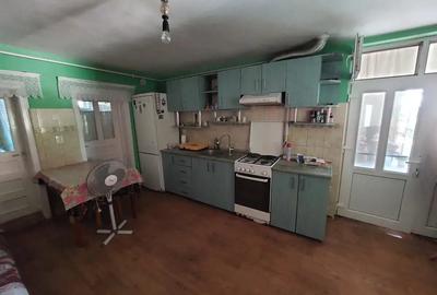 Casă cu 6 camere cu Teren 80000 Mp în Sângeorgiu de Mureș - 3