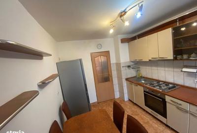 Apartament cu 3 camere în Decebal - 1