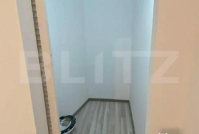 Casă cu 4 camere cu Teren 175 Mp în Central - 4