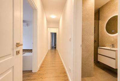 Apartament cu 4 camere în P-ța Universității - 9