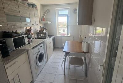 Apartament cu 3 camere decomandat în Central - 8