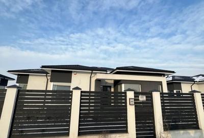 Casa   - Curte 351 MP - AN 2022 - Ciorogarla - 25