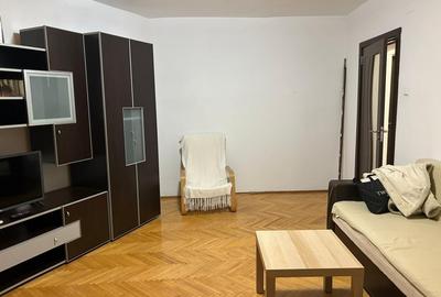 Garsonieră decomandată, mobilată în Muncii - 2