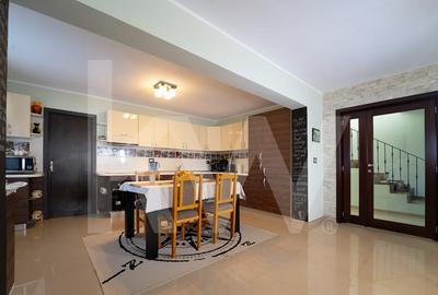 Casă individuală cu 5 camere cu Canalizare în Cristian - 6