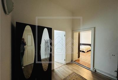 Apartament cu 3 camere semidecomandat în Central - 8