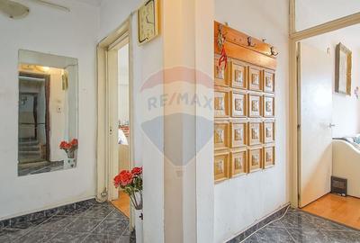 Apartament cu 3 camere decomandat, mobilat în Județean - 2