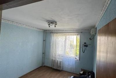 Vanzare Apartament 3 Camere Semidecomandat Piata Sudului-Tulnici - 3