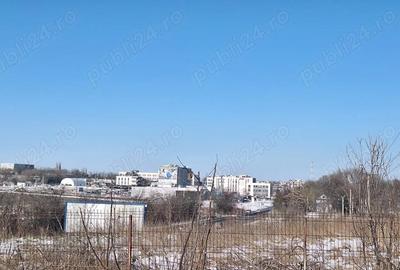 Teren de 2221 mp, în Palazu Mare - 1