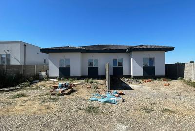 Duplex pe parter 3 camere 2 băi COMISION 0