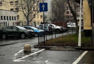 Apartament cu 2 camere semidecomandat, mobilat în Apărătorii Patriei - 13