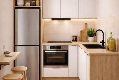 Apartament cu 3 camere semidecomandat în Unirii