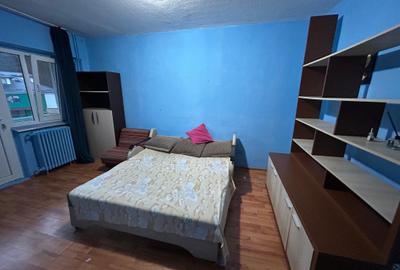 Inchiriez garsoniera - 1