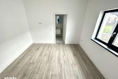 Casă cu 4 camere cu Teren 500 Mp în Holboca - 10