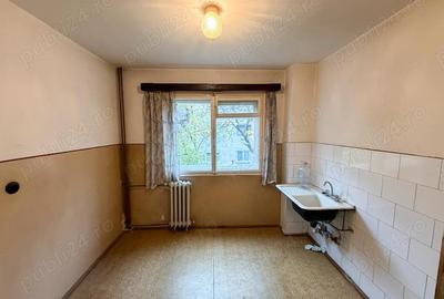 Apartament cu 3 camere decomandat în Decebal - 4