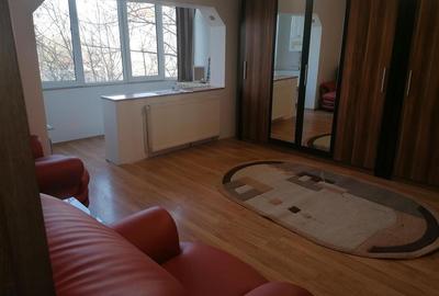 Apartament cu 2 camere decomandat în Vlădeasa - 8