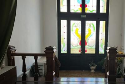 Casă cu 4 camere în Central - 6