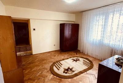 Apartament cu 2 camere semidecomandat în Cetate - 1
