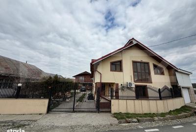 Casă cu 4 camere în Central - 16