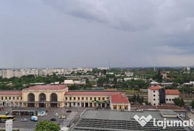 Apartament cu 3 camere decomandat în Central - 1