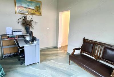 Casă cu Teren 660 Mp în Central - 1