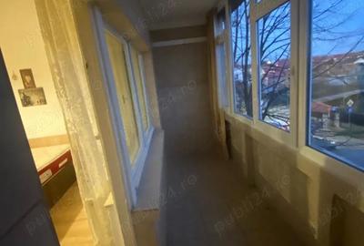 Garsonieră decomandată în Central - 2