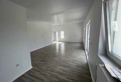 Case Individuale de vanzare in Comuna Paulesti Prahova - 8