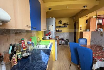Apartament cu 3 camere decomandat în Central - 8
