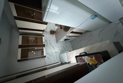 Inchiriez apartament 3 camere, zona Vest - 2