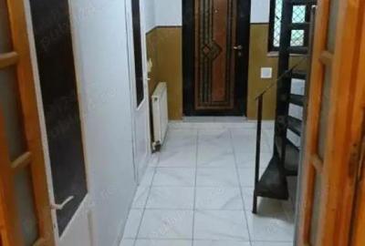 Centru, Piata Grivitei, casa 6 camere de vanzare