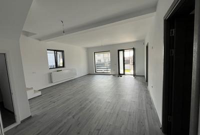 Casă individuală cu 5 camere cu Canalizare în Valu lui Traian - 4