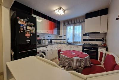 Liber, mobilat modern, apartament 3 camere, Tatarasi Posta, etaj 3/4 - 1