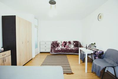 Garsonieră decomandată, mobilată în Vitan Mall - 4