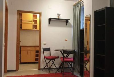 Garsonieră decomandată în Central - 4